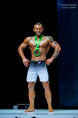 MEN`S PHYSIQUE +179